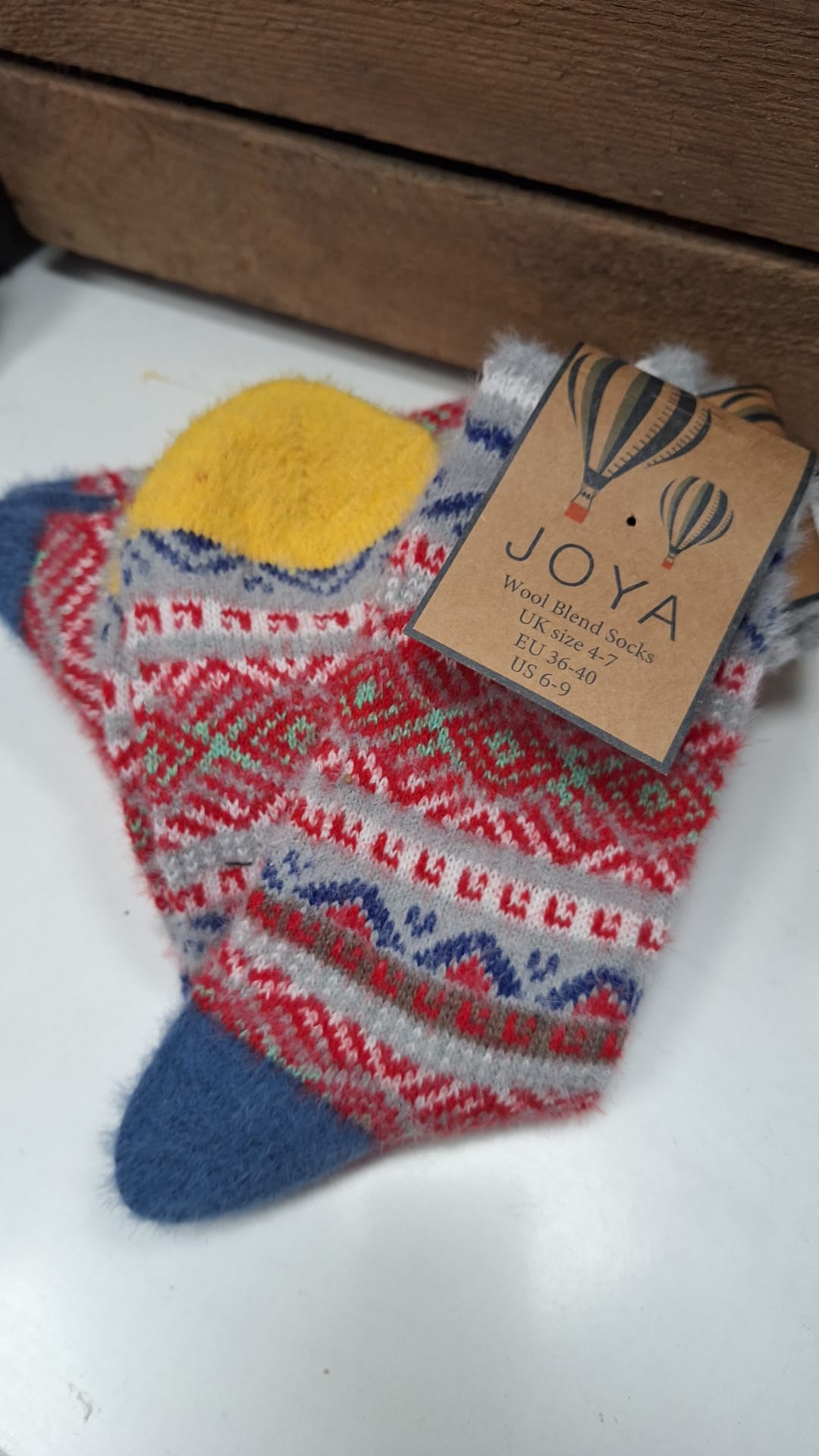 Joya Womens Grey and Red Patterned Wool blend Socks