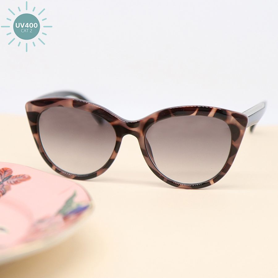 Cats-Eye Frame Grey Mix Tortoiseshell Sunglasses by Peace of Mind