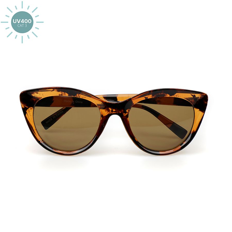 Cat-Eye Frame Classic Tortoiseshell Sunglasses by Peace of Mind